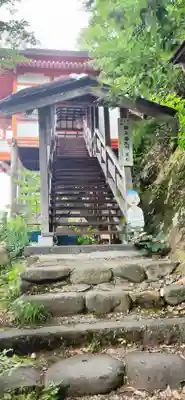 唐松山　護国寺の本殿・本堂
