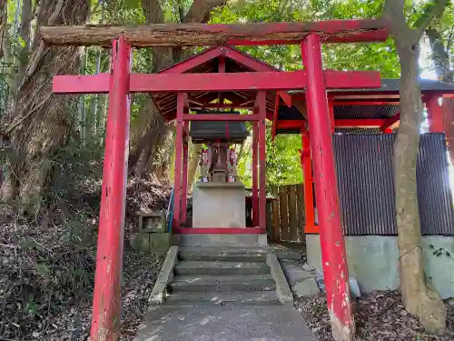 揖夜神社の末社