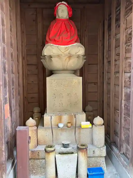 誓安寺の地蔵