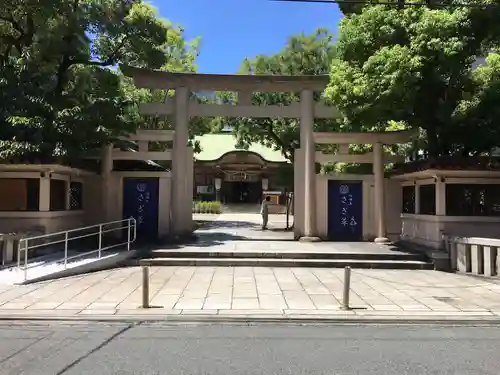 坐摩神社の鳥居