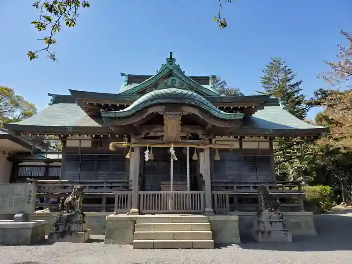 神出神社の本殿・本堂