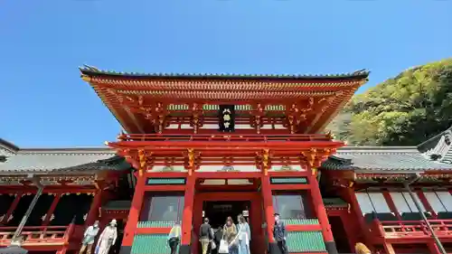 鶴岡八幡宮の山門・神門