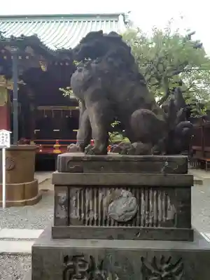 根津神社の狛犬