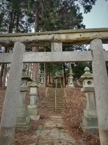 高靇神社の鳥居