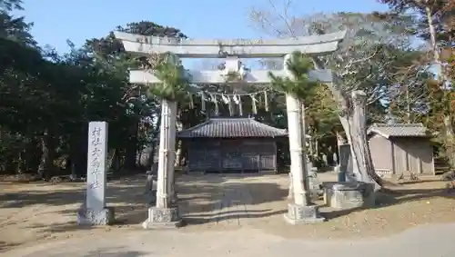 大鳥神社の鳥居