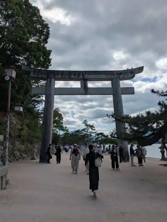 厳島神社(広島県)
