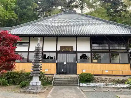 玉巌寺の本殿