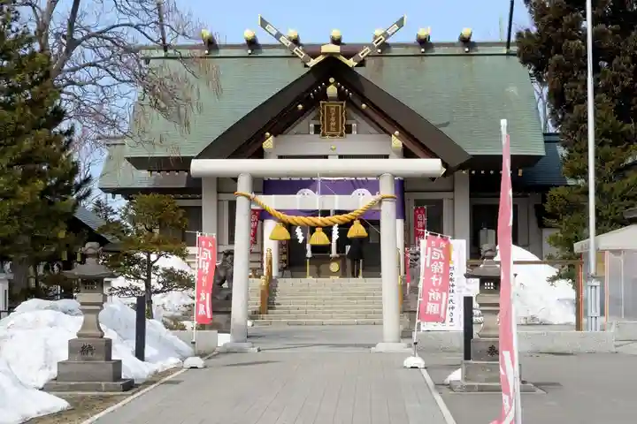 烈々布神社の本殿・本堂