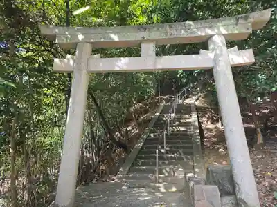 八阪神社(大神神社末社)・大峯社(大神神社雑社)・賃長社(大神神社雑社)・金比羅社(大神神社雑社)(奈良県)