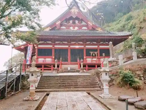 那古寺の本殿・本堂