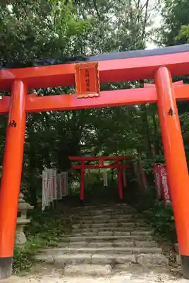 天開稲荷社の鳥居