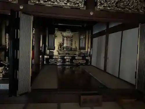 河野西入坊の本殿・本堂