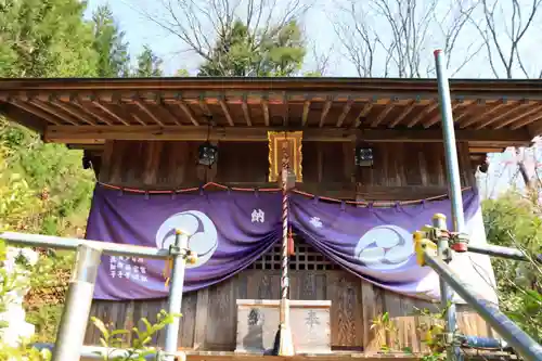 大六天麻王神社の本殿