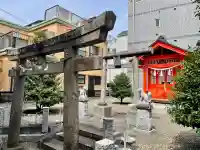 正一位原市場稲荷大明神の{uncategorized: "未分類", other: "その他", undefined: "問題あり", building: "その他建物", grave: "お墓", sacred_gate: "鳥居", guardian: "狛犬", statue: "像", buddha: "仏像", history: "歴史", nature: "自然", garden: "庭園", animal: "動物", pagoda: "塔", temizu: "手水舎", mountain_gate: "山門・神門", sanctuary: "本殿・本堂", subordinate: "末社・摂社", art: "芸術", scenery: "景色", jizo: "地蔵", ema: "絵馬", goshuin: "御朱印", omikuji: "おみくじ", items: "授与品その他", amulet: "お守り", goshuincho: "御朱印帳", eats: "食事", festival: "お祭り", votive_dance: "神楽", shichigosan: "七五三参", wedding: "結婚式", experience: "体験その他", initially: "初詣", around: "周辺", anti_infection: "感染症対策"}