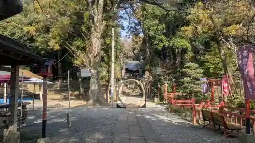 間々田八幡宮の{uncategorized: "未分類", other: "その他", undefined: "問題あり", building: "その他建物", grave: "お墓", sacred_gate: "鳥居", guardian: "狛犬", statue: "像", buddha: "仏像", history: "歴史", nature: "自然", garden: "庭園", animal: "動物", pagoda: "塔", temizu: "手水舎", mountain_gate: "山門・神門", sanctuary: "本殿・本堂", subordinate: "末社・摂社", art: "芸術", scenery: "景色", jizo: "地蔵", ema: "絵馬", goshuin: "御朱印", omikuji: "おみくじ", items: "授与品その他", amulet: "お守り", goshuincho: "御朱印帳", eats: "食事", festival: "お祭り", votive_dance: "神楽", shichigosan: "七五三参", wedding: "結婚式", experience: "体験その他", initially: "初詣", around: "周辺", anti_infection: "感染症対策"}
