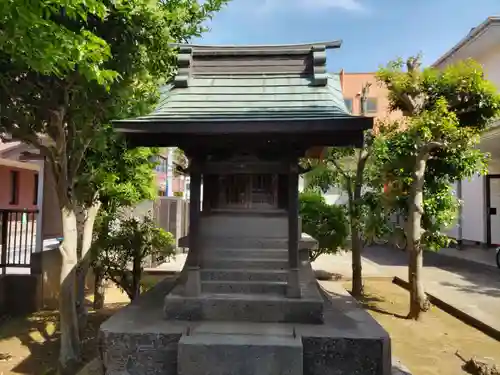 小松翁稲荷神社の本殿・本堂