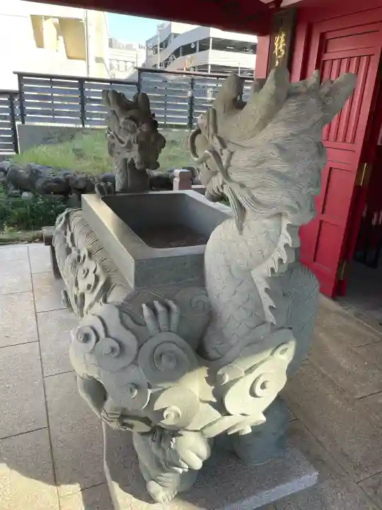 福徳院不動尊の{uncategorized: "未分類", other: "その他", undefined: "問題あり", building: "その他建物", grave: "お墓", sacred_gate: "鳥居", guardian: "狛犬", statue: "像", buddha: "仏像", history: "歴史", nature: "自然", garden: "庭園", animal: "動物", pagoda: "塔", temizu: "手水舎", mountain_gate: "山門・神門", sanctuary: "本殿・本堂", subordinate: "末社・摂社", art: "芸術", scenery: "景色", jizo: "地蔵", ema: "絵馬", goshuin: "御朱印", omikuji: "おみくじ", items: "授与品その他", amulet: "お守り", goshuincho: "御朱印帳", eats: "食事", festival: "お祭り", votive_dance: "神楽", shichigosan: "七五三参", wedding: "結婚式", experience: "体験その他", initially: "初詣", around: "周辺", anti_infection: "感染症対策"}