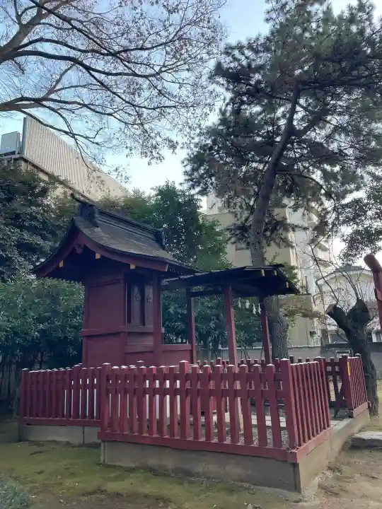 天満神社(武蔵一宮氷川神社末社)の{uncategorized: "未分類", other: "その他", undefined: "問題あり", building: "その他建物", grave: "お墓", sacred_gate: "鳥居", guardian: "狛犬", statue: "像", buddha: "仏像", history: "歴史", nature: "自然", garden: "庭園", animal: "動物", pagoda: "塔", temizu: "手水舎", mountain_gate: "山門・神門", sanctuary: "本殿・本堂", subordinate: "末社・摂社", art: "芸術", scenery: "景色", jizo: "地蔵", ema: "絵馬", goshuin: "御朱印", omikuji: "おみくじ", items: "授与品その他", amulet: "お守り", goshuincho: "御朱印帳", eats: "食事", festival: "お祭り", votive_dance: "神楽", shichigosan: "七五三参", wedding: "結婚式", experience: "体験その他", initially: "初詣", around: "周辺", anti_infection: "感染症対策"}