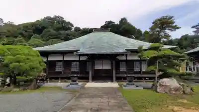新善光寺の本殿・本堂