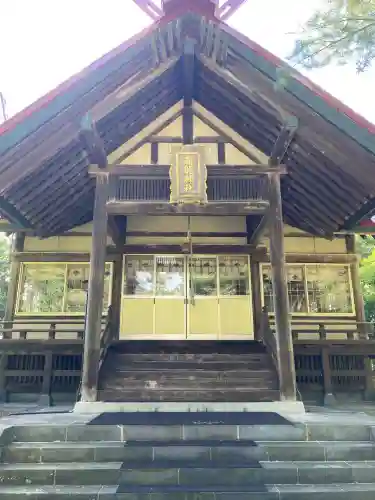 雨龍神社の本殿・本堂