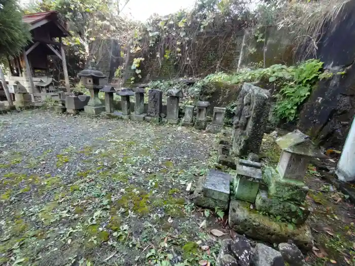 杉山社の建物その他