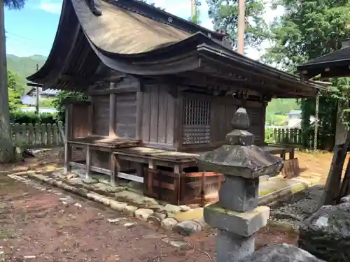 荒城神社の本殿