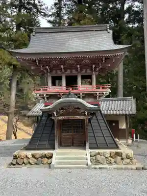 華厳寺の{uncategorized: "未分類", other: "その他", undefined: "問題あり", building: "その他建物", grave: "お墓", sacred_gate: "鳥居", guardian: "狛犬", statue: "像", buddha: "仏像", history: "歴史", nature: "自然", garden: "庭園", animal: "動物", pagoda: "塔", temizu: "手水舎", mountain_gate: "山門・神門", sanctuary: "本殿・本堂", subordinate: "末社・摂社", art: "芸術", scenery: "景色", jizo: "地蔵", ema: "絵馬", goshuin: "御朱印", omikuji: "おみくじ", items: "授与品その他", amulet: "お守り", goshuincho: "御朱印帳", eats: "食事", festival: "お祭り", votive_dance: "神楽", shichigosan: "七五三参", wedding: "結婚式", experience: "体験その他", initially: "初詣", around: "周辺", anti_infection: "感染症対策"}