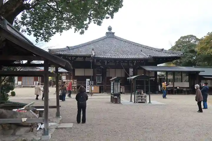 大安寺の本殿・本堂