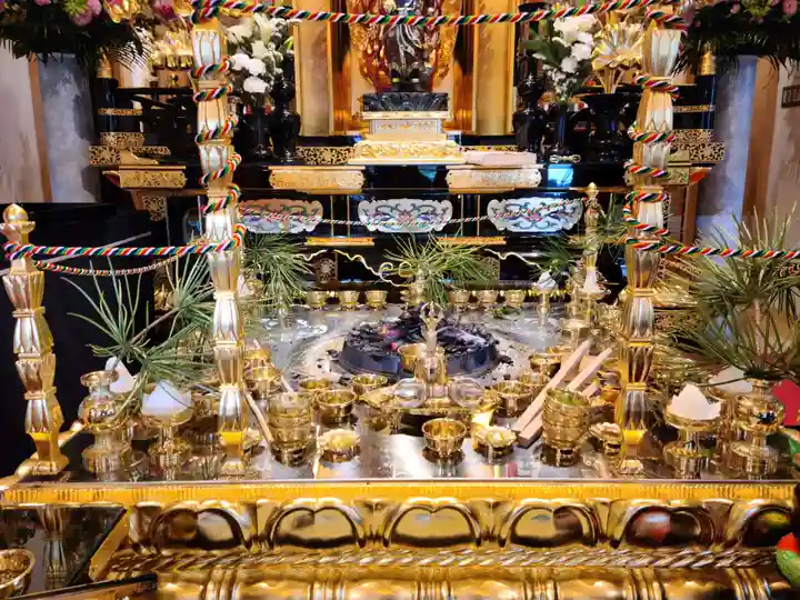 寳泉寺の本殿・本堂