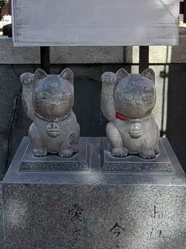 今戸神社の{uncategorized: "未分類", other: "その他", undefined: "問題あり", building: "その他建物", grave: "お墓", sacred_gate: "鳥居", guardian: "狛犬", statue: "像", buddha: "仏像", history: "歴史", nature: "自然", garden: "庭園", animal: "動物", pagoda: "塔", temizu: "手水舎", mountain_gate: "山門・神門", sanctuary: "本殿・本堂", subordinate: "末社・摂社", art: "芸術", scenery: "景色", jizo: "地蔵", ema: "絵馬", goshuin: "御朱印", omikuji: "おみくじ", items: "授与品その他", amulet: "お守り", goshuincho: "御朱印帳", eats: "食事", festival: "お祭り", votive_dance: "神楽", shichigosan: "七五三参", wedding: "結婚式", experience: "体験その他", initially: "初詣", around: "周辺", anti_infection: "感染症対策"}