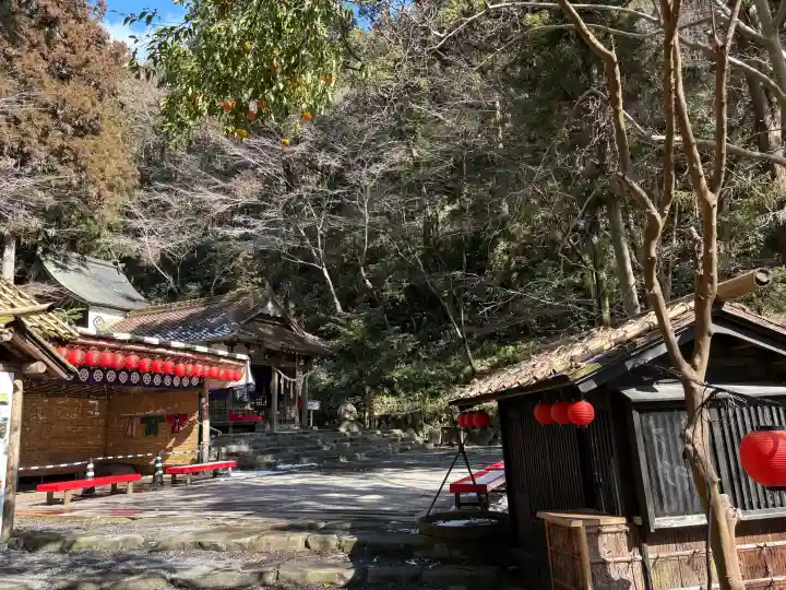 山賊魂稲成神社の{uncategorized: "未分類", other: "その他", undefined: "問題あり", building: "その他建物", grave: "お墓", sacred_gate: "鳥居", guardian: "狛犬", statue: "像", buddha: "仏像", history: "歴史", nature: "自然", garden: "庭園", animal: "動物", pagoda: "塔", temizu: "手水舎", mountain_gate: "山門・神門", sanctuary: "本殿・本堂", subordinate: "末社・摂社", art: "芸術", scenery: "景色", jizo: "地蔵", ema: "絵馬", goshuin: "御朱印", omikuji: "おみくじ", items: "授与品その他", amulet: "お守り", goshuincho: "御朱印帳", eats: "食事", festival: "お祭り", votive_dance: "神楽", shichigosan: "七五三参", wedding: "結婚式", experience: "体験その他", initially: "初詣", around: "周辺", anti_infection: "感染症対策"}