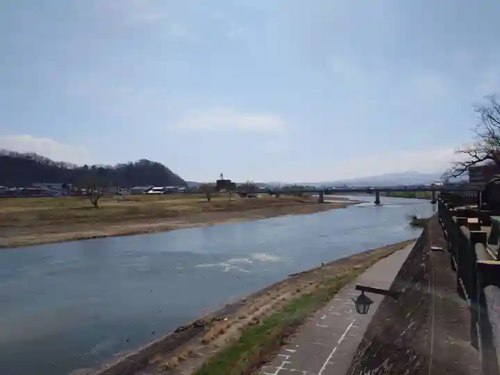 板倉神社の周辺