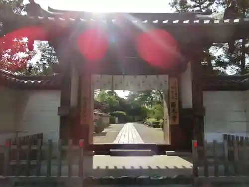 西大寺の山門・神門