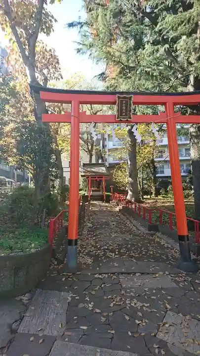 住好稲荷社の鳥居