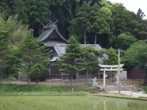 宇受賀命神社の建物その他