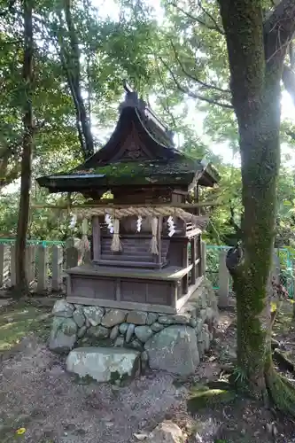 日根神社の末社