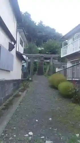 裏船頭御嶽社のその他建物