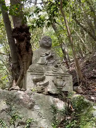 大日寺奥の院爪彫薬師(高知県)