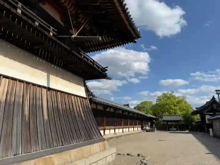 法隆寺の{uncategorized: "未分類", other: "その他", undefined: "問題あり", building: "その他建物", grave: "お墓", sacred_gate: "鳥居", guardian: "狛犬", statue: "像", buddha: "仏像", history: "歴史", nature: "自然", garden: "庭園", animal: "動物", pagoda: "塔", temizu: "手水舎", mountain_gate: "山門・神門", sanctuary: "本殿・本堂", subordinate: "末社・摂社", art: "芸術", scenery: "景色", jizo: "地蔵", ema: "絵馬", goshuin: "御朱印", omikuji: "おみくじ", items: "授与品その他", amulet: "お守り", goshuincho: "御朱印帳", eats: "食事", festival: "お祭り", votive_dance: "神楽", shichigosan: "七五三参", wedding: "結婚式", experience: "体験その他", initially: "初詣", around: "周辺", anti_infection: "感染症対策"}
