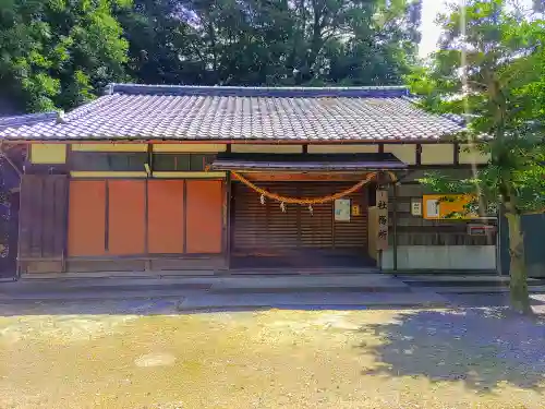 布智神社（本甲）の建物その他