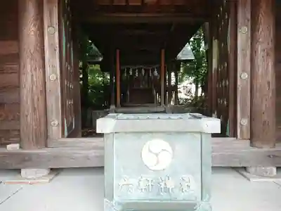 六軒神社の本殿・本堂