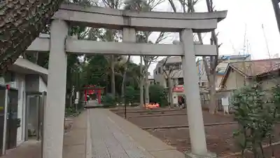 自由が丘熊野神社の鳥居