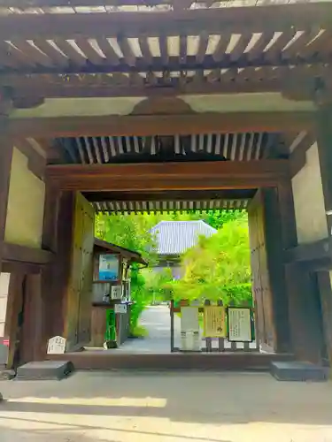 不退寺の山門・神門