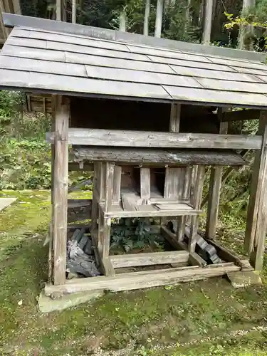 屋磨内神社(京都府)