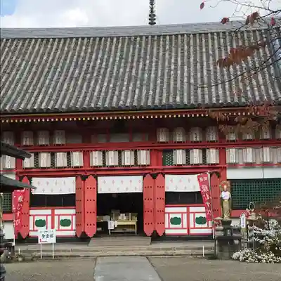 愛染堂勝鬘院の本殿・本堂