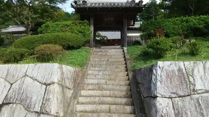 宝積寺の山門・神門