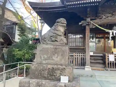 女躰大神の狛犬