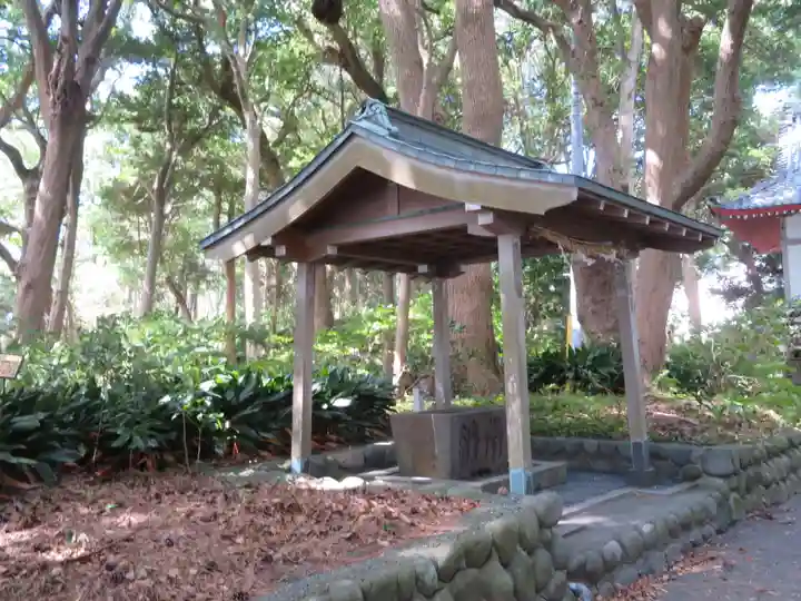 諸口神社の手水舎