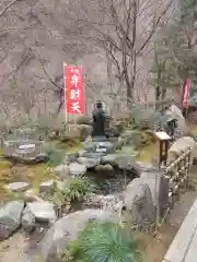 徳善院明王密寺の像