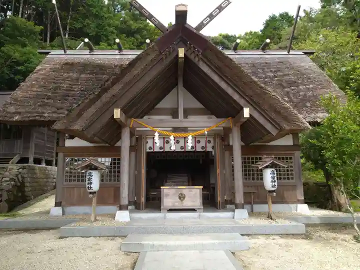 高家神社の本殿・本堂